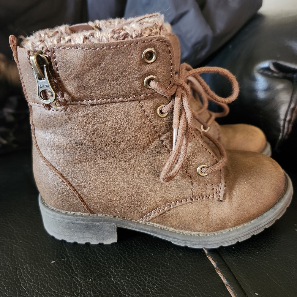 Kids Size 9 Wonder Nation Boot